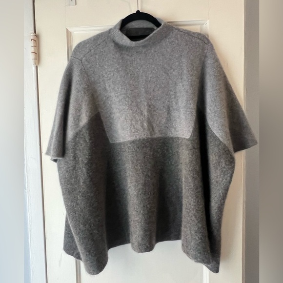 The Elder Statesman Colorblock Cashmere Sweater Poncho Cape - Picture 5 of 12